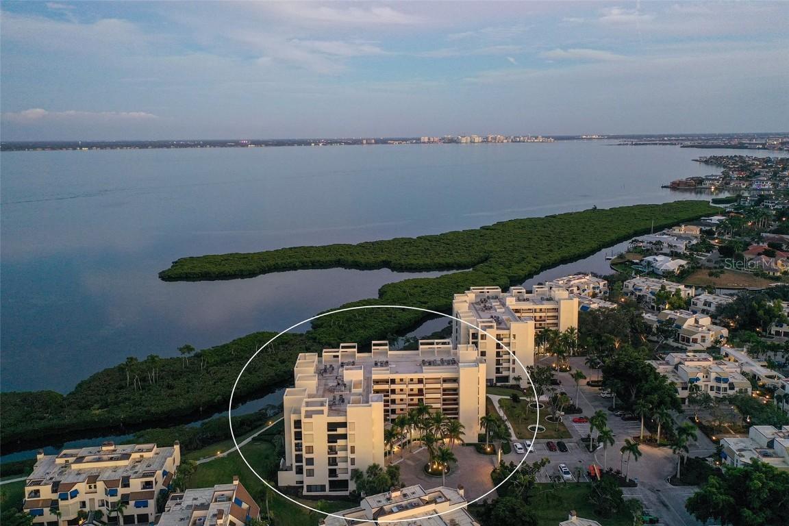 1932 Harbourside Dr. #254, Longboat Key, FL 34228