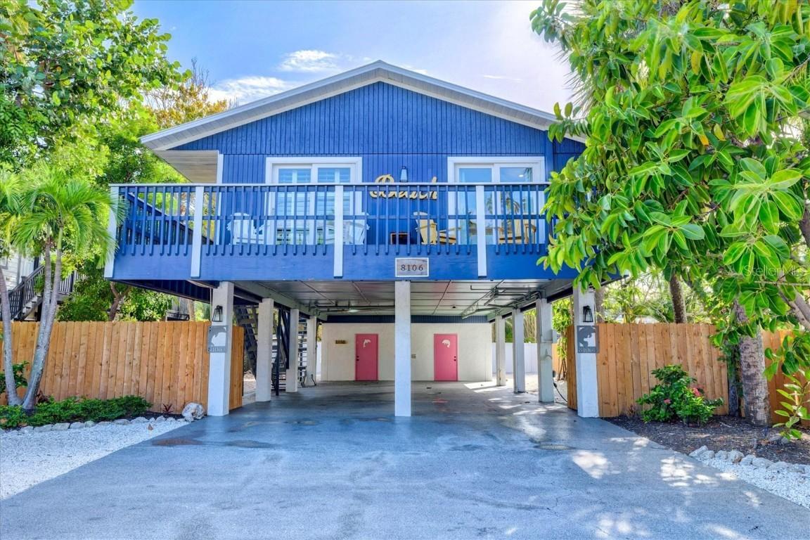 8106 Gulf Dr. #A&B, Holmes Beach, FL 34217