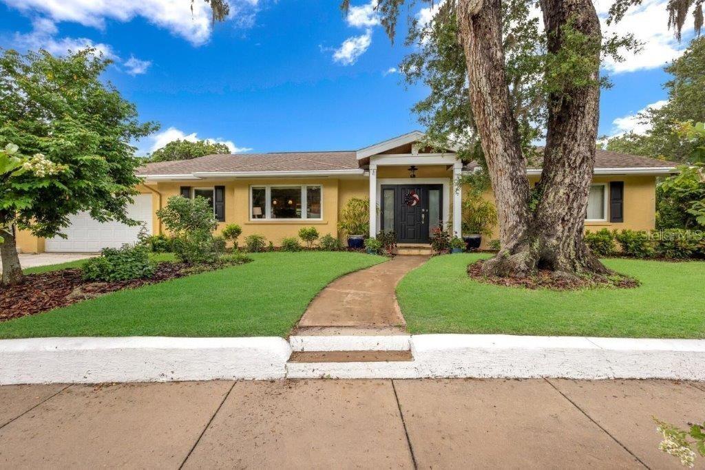 942 Virginia Dr., Sarasota, FL 34234