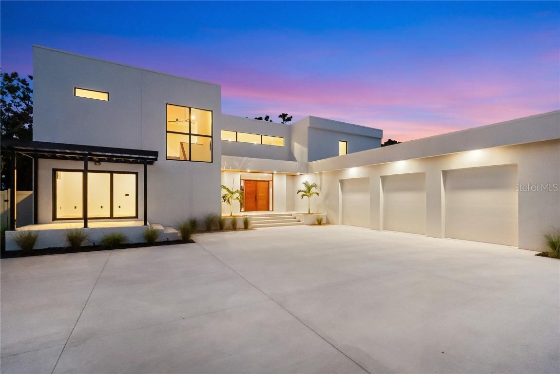 1759 Waldemere St., Sarasota, FL 34239
