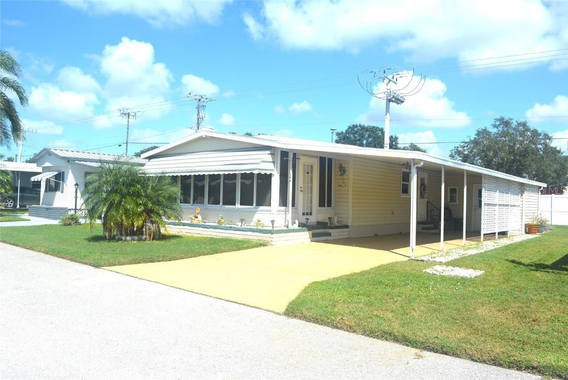 808 53rd Ave. #9, Bradenton, FL 34203