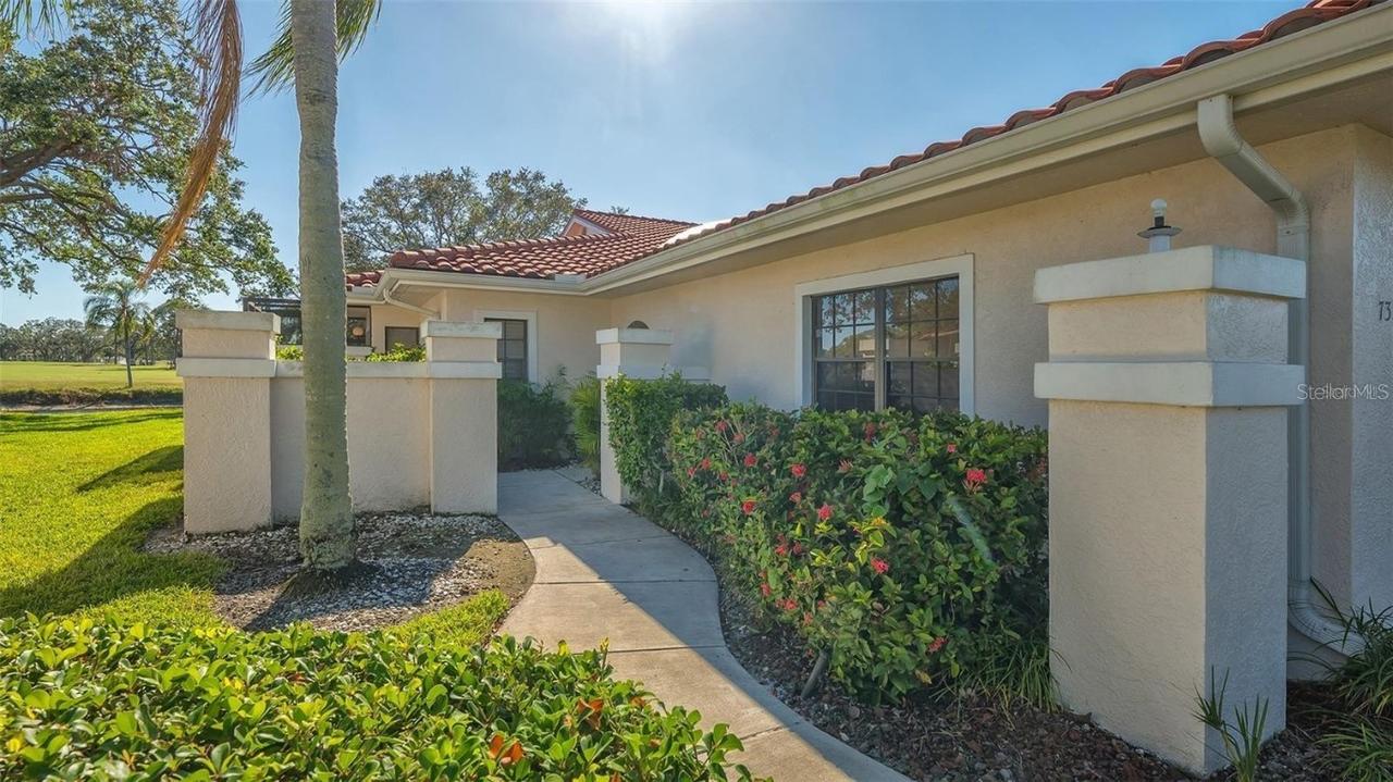 7320 Golf Pointe Cir., Sarasota, FL 34243