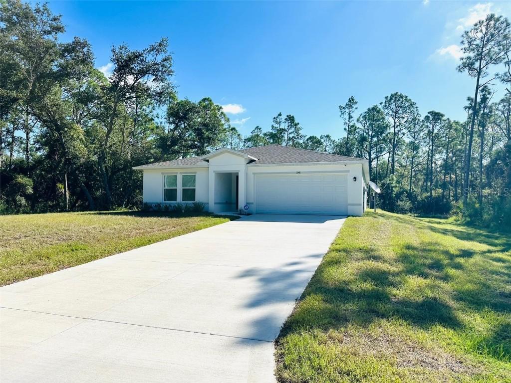 1040 Sherwin St., Port Charlotte, FL 33953