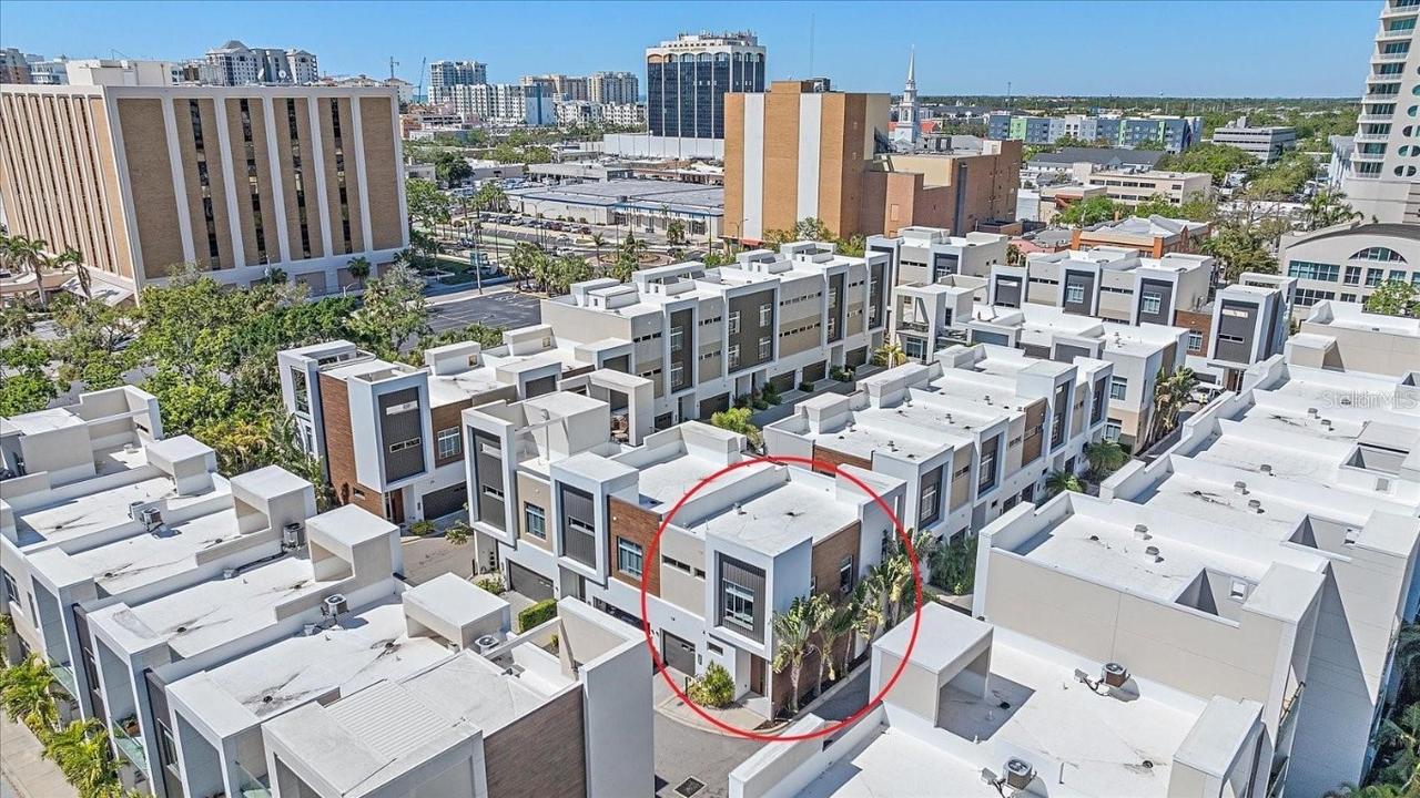 232 Cosmopolitan Ct., Sarasota, FL 34236