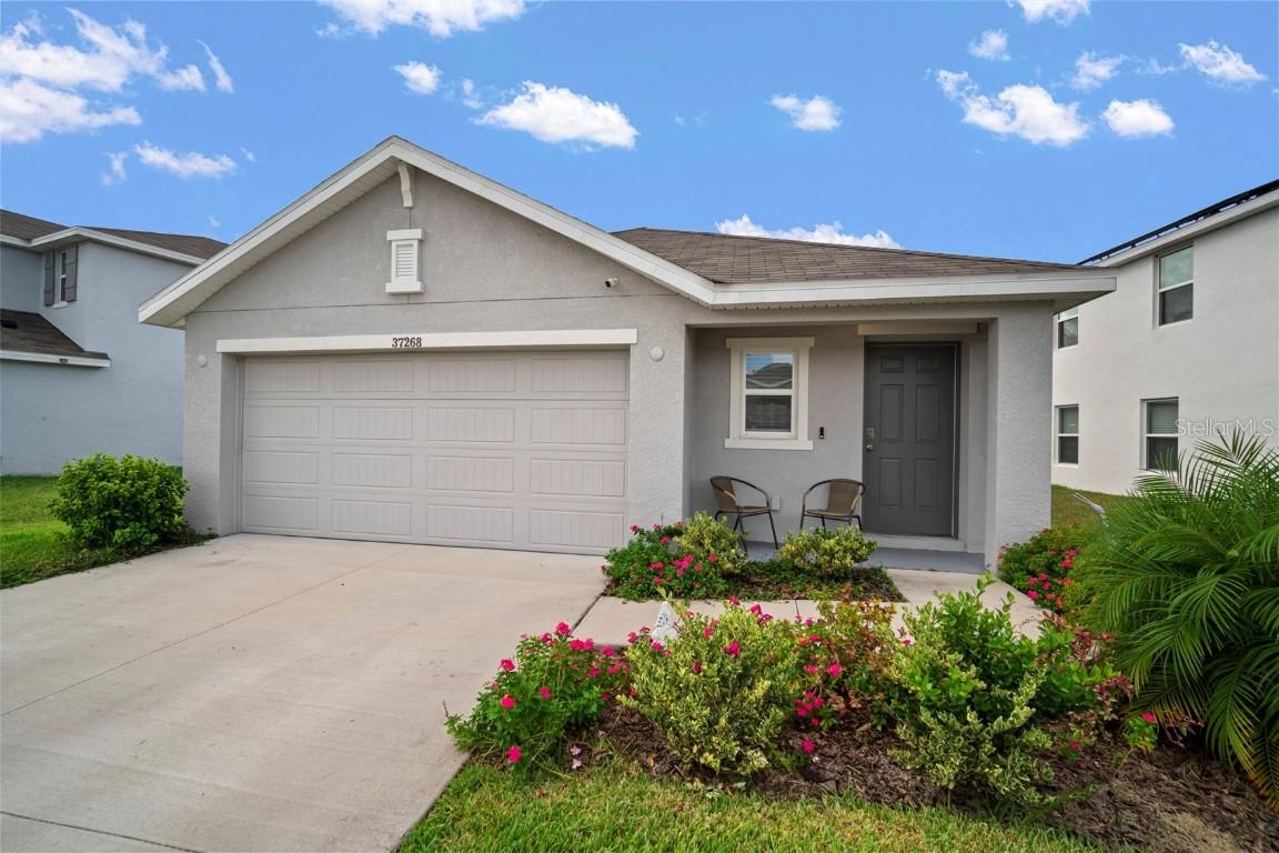 37268 Kings Crown Dr., Zephyrhills, FL 33541