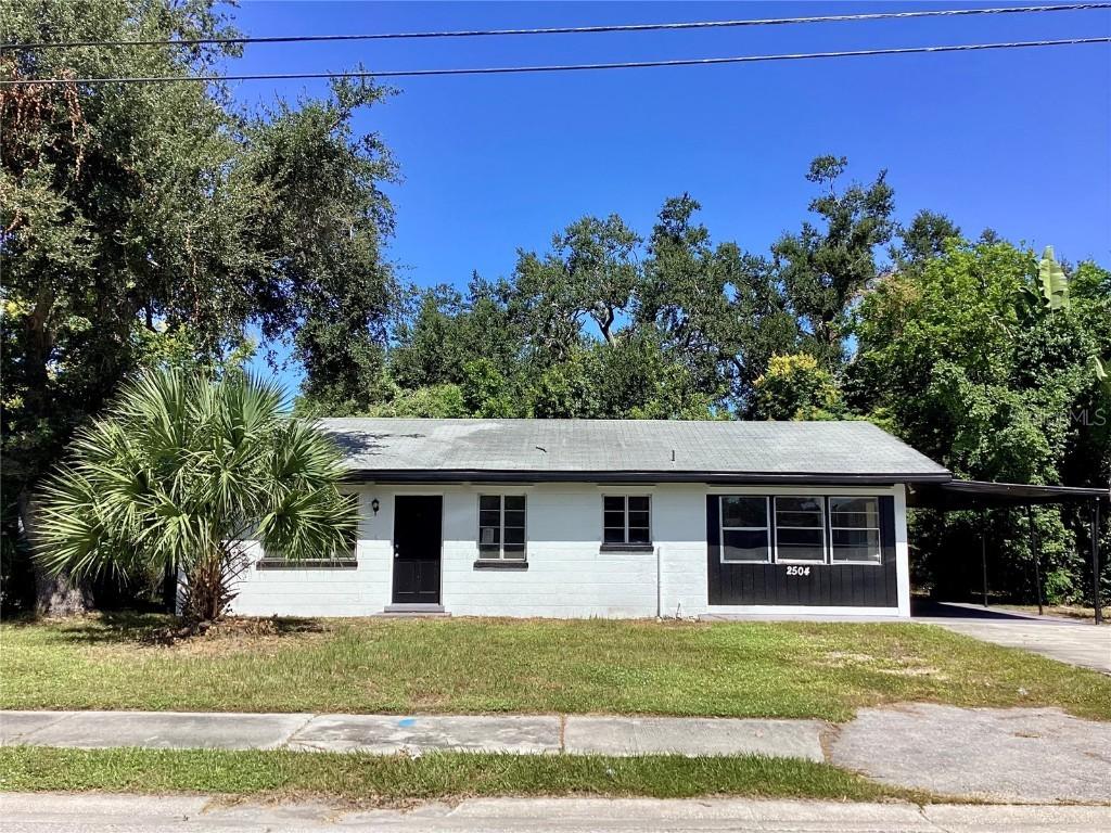 2504 38th Ave., Bradenton, FL 34205