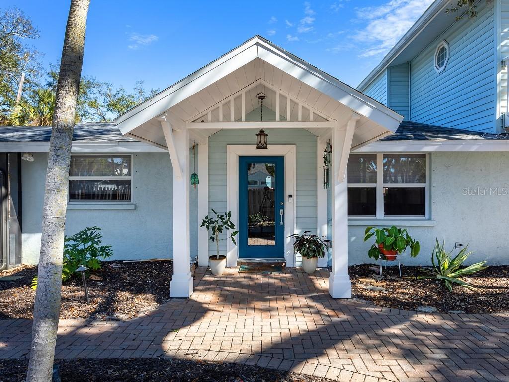 5151 Saint Albans Ave., Sarasota, FL 34242