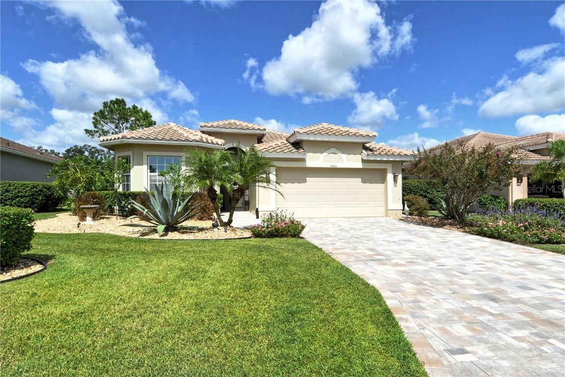4434 Legacy Ct., Sarasota, FL 34241