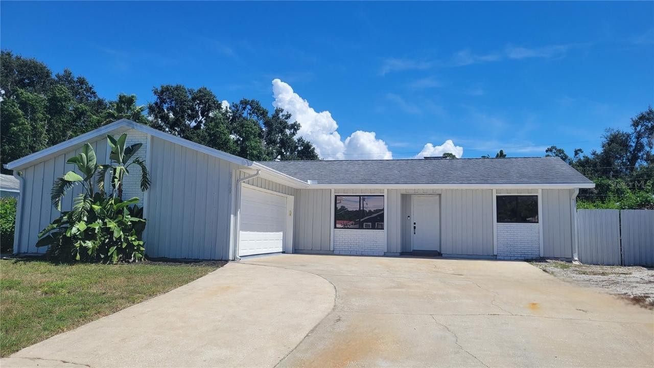 5109 19th St., Bradenton, FL 34207