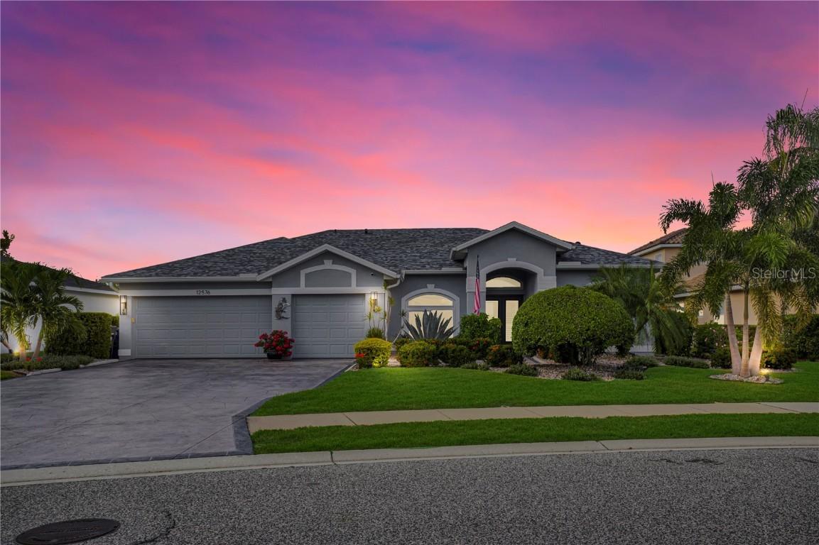 12576 Natureview Cir., Bradenton, FL 34212