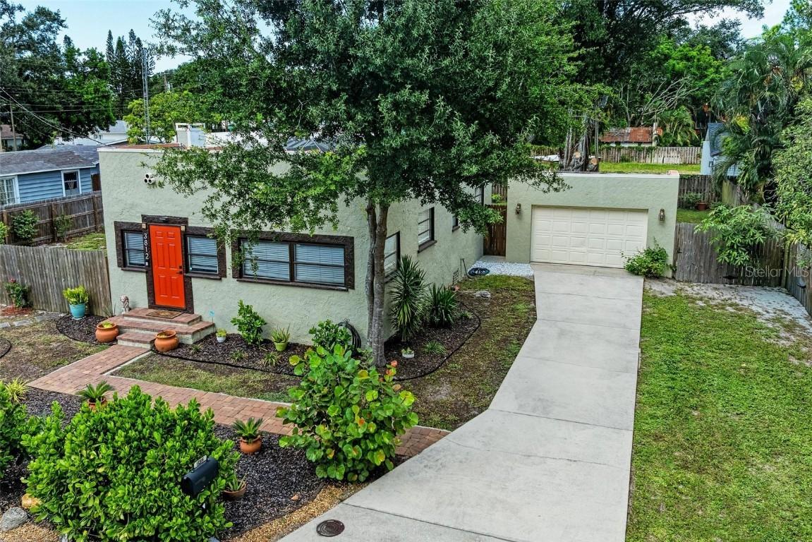 3812 11th Ave., Bradenton, FL 34205