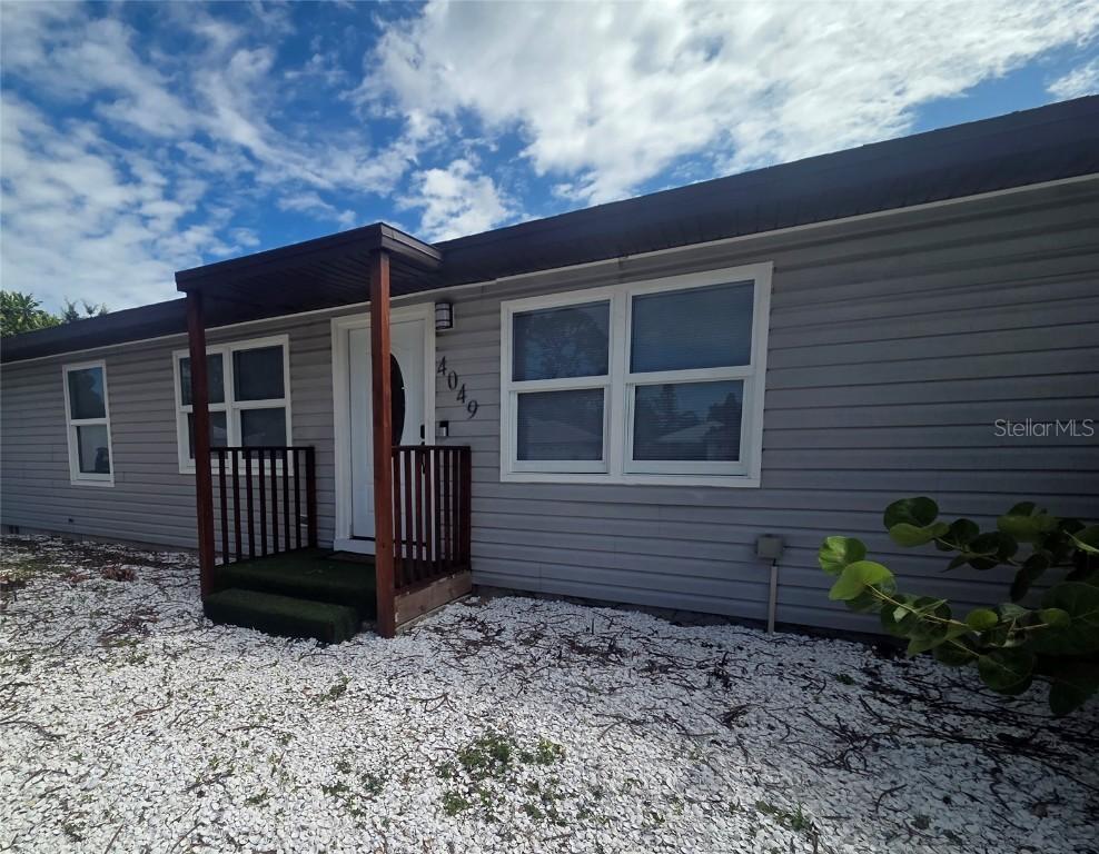4049 Ponea Dr., Sarasota, FL 34241