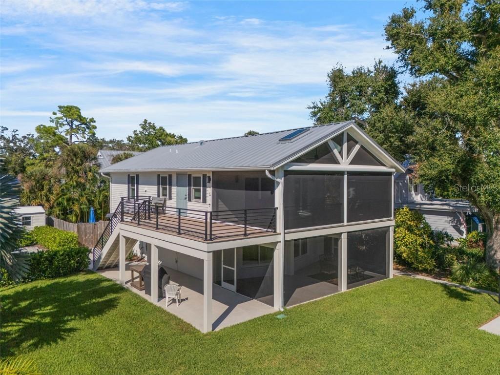38 W Bay St., Osprey, FL 34229