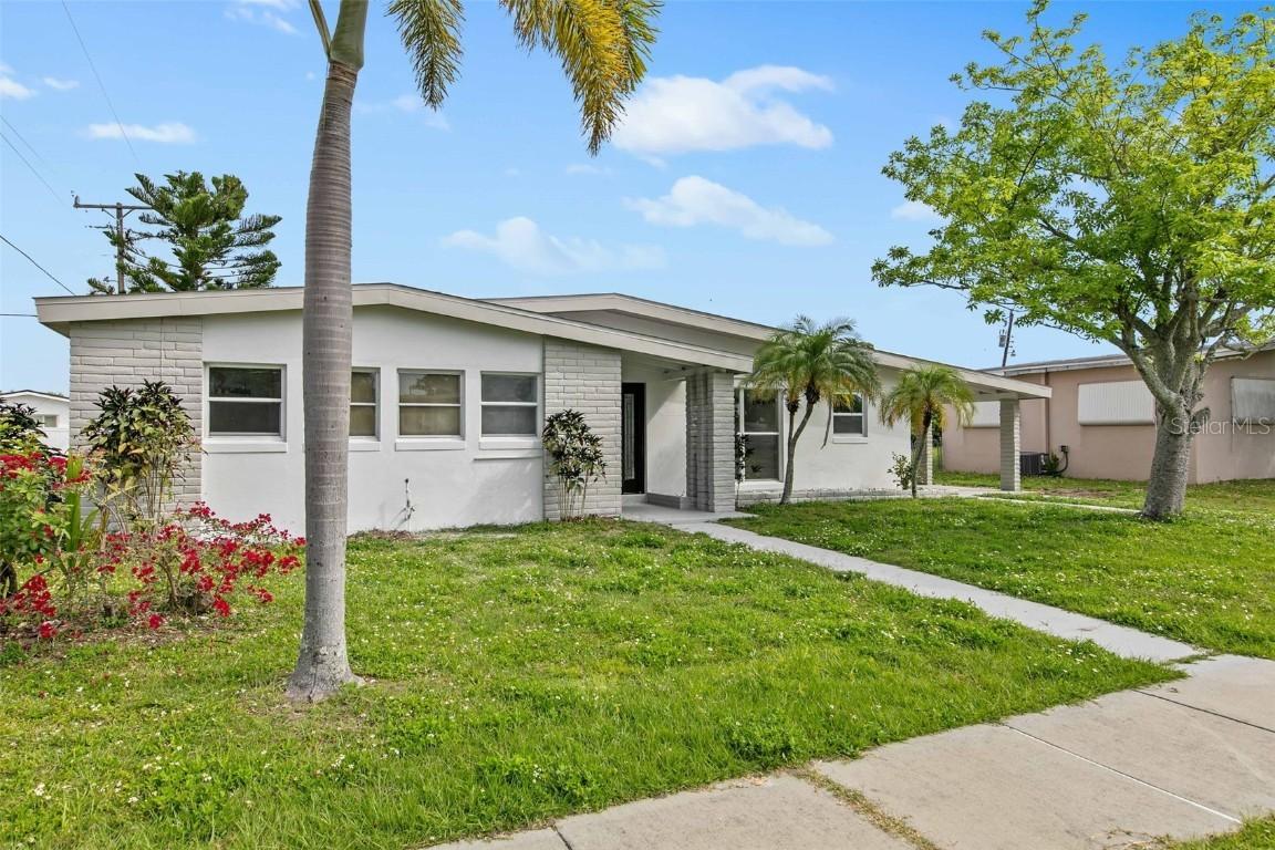 2554 Ambrose Ln., Port Charlotte, FL 33952