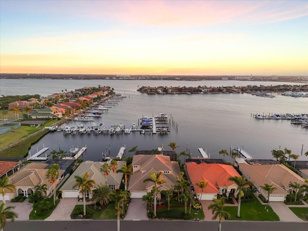 1007 3rd St., Palmetto, FL 34221