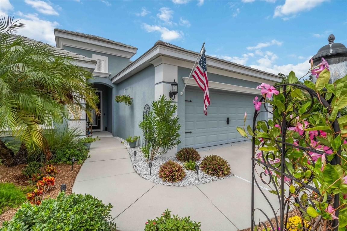 12272 Stuart Dr., Venice, FL 34293