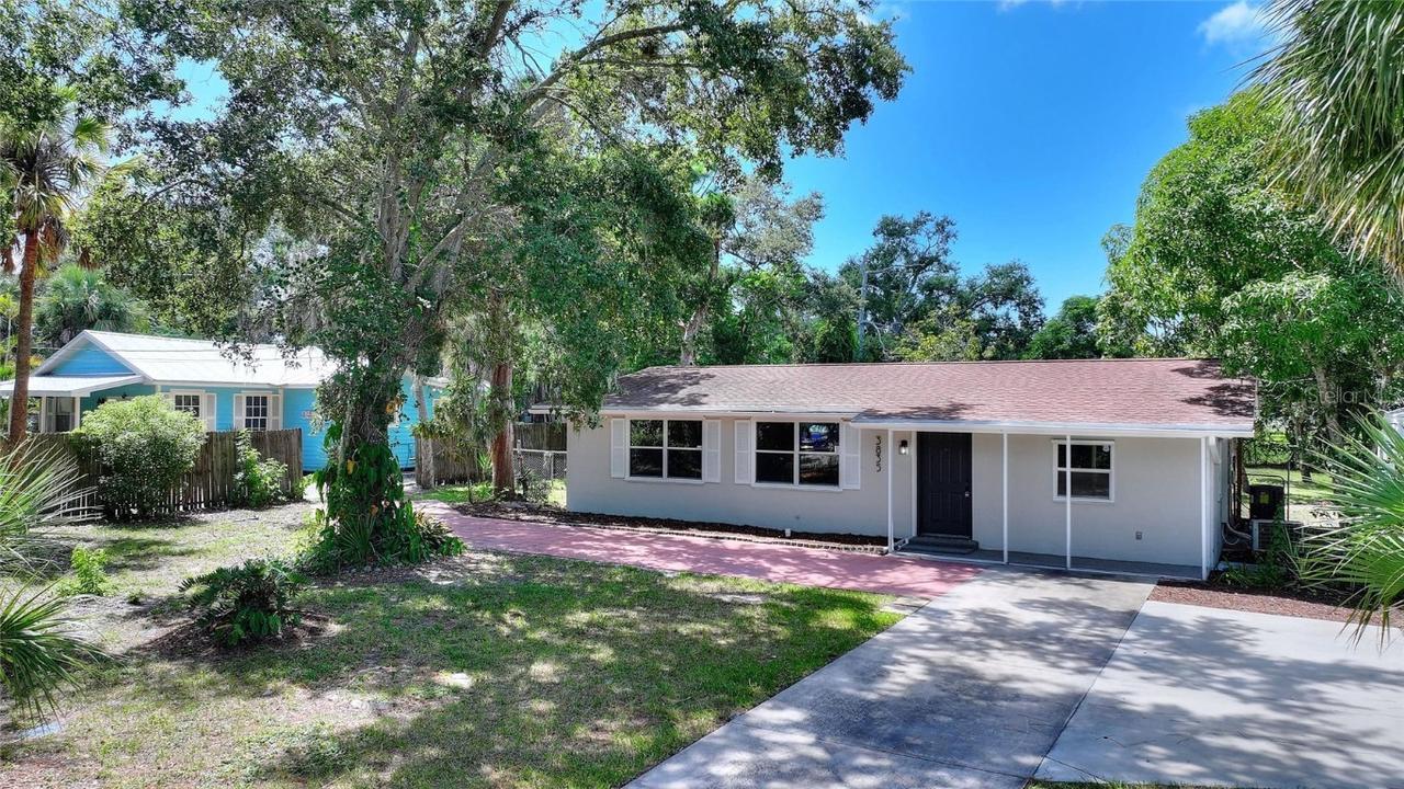 3835 Rilma Ave., Sarasota, FL 34234
