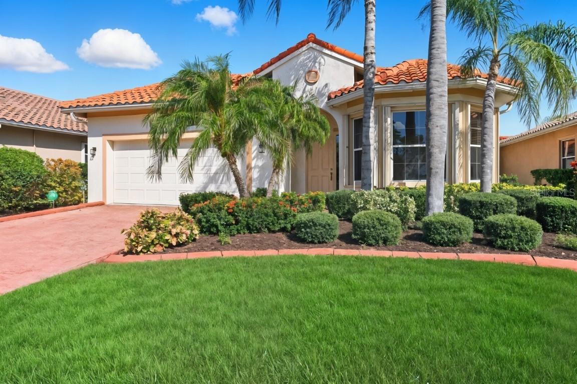 4235 65th Ter., Sarasota, FL 34243