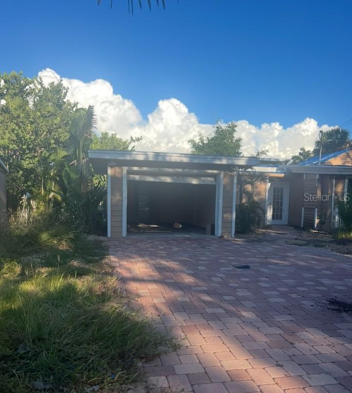 4725 Gleason Ave., Sarasota, FL 34242