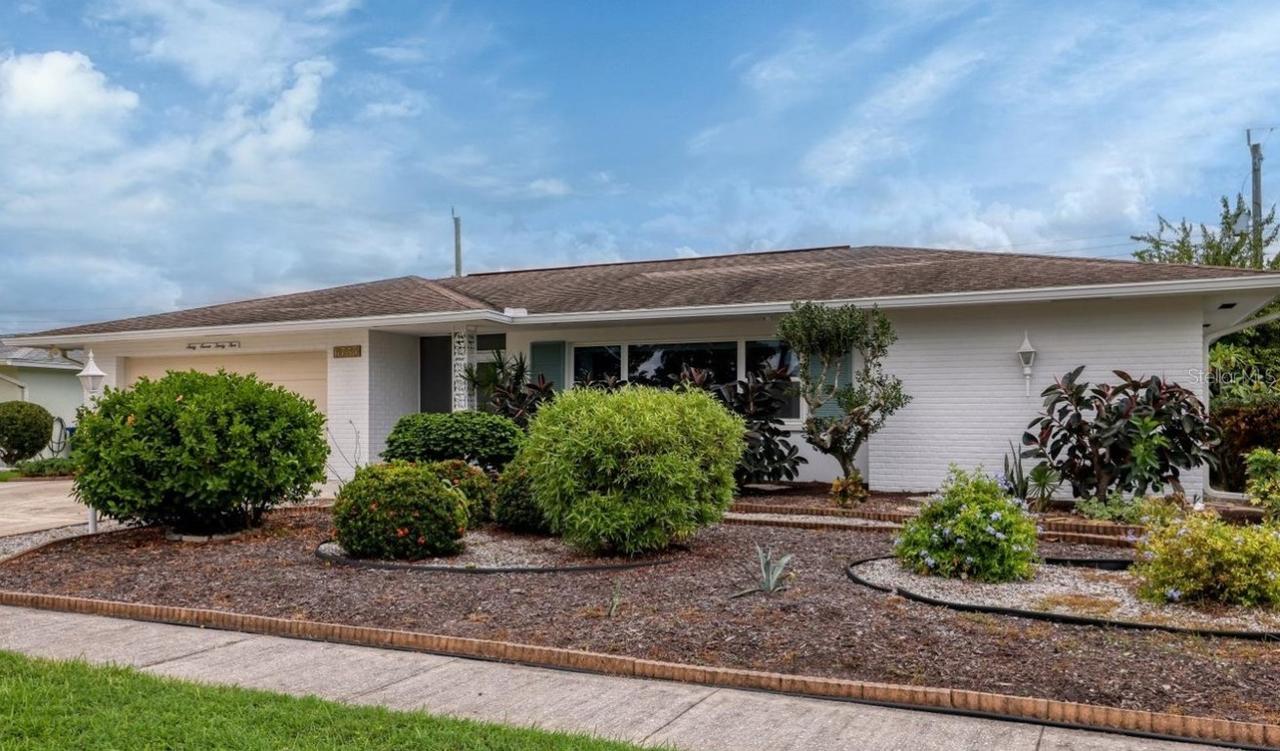 6735 Keystone Dr., Sarasota, FL 34231