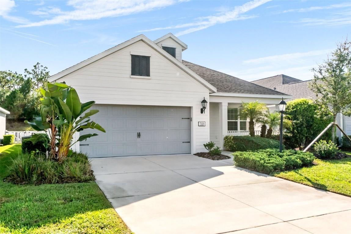 7526 Ridgelake Cir., Bradenton, FL 34203