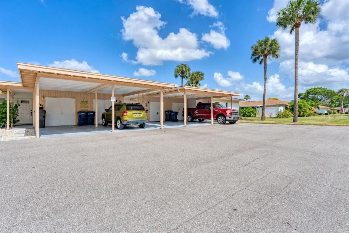 2905 51st Ave., Bradenton, FL 34207