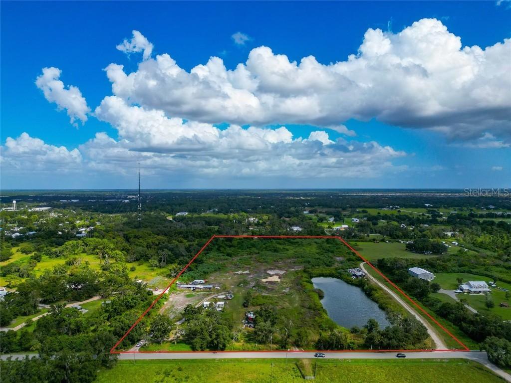 301 East Rd., Sarasota, FL 34240