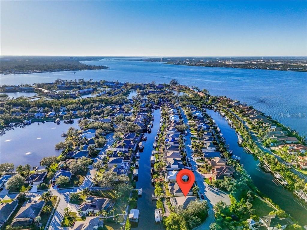 3832 5th Ave., Bradenton, FL 34208