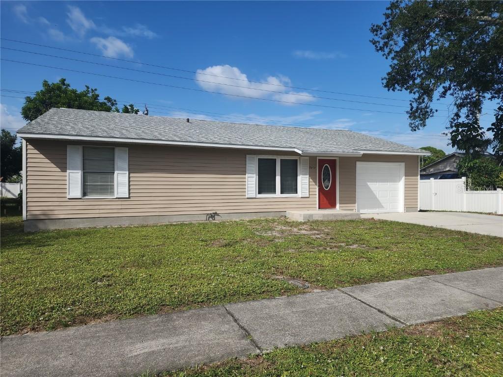 5212 W 1st Ave., Bradenton, FL 34209