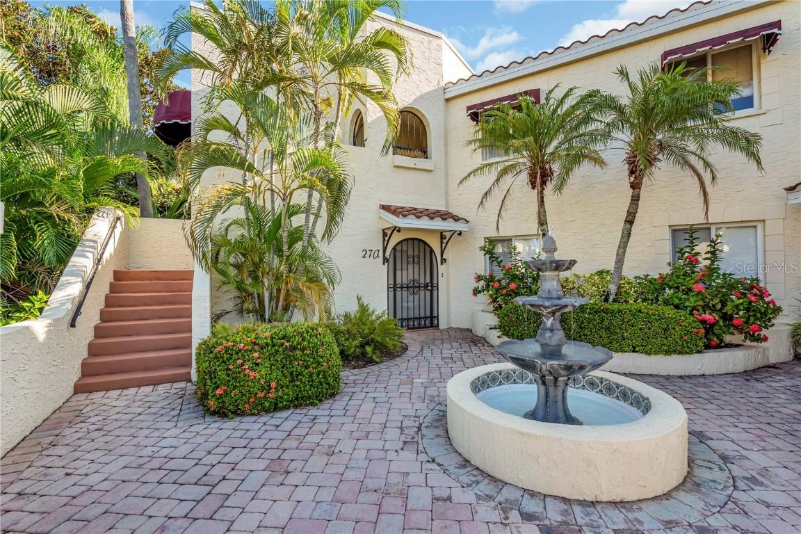 6101 34th St W #27C, Bradenton, FL 34210