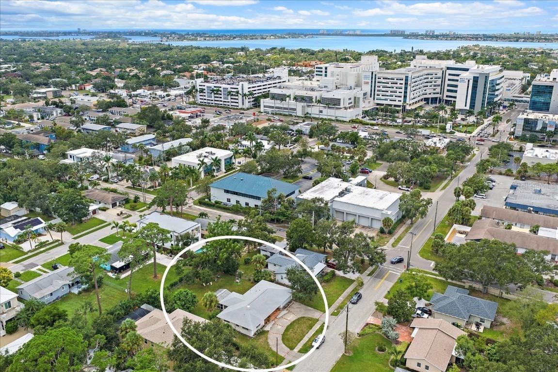 2122 Waldemere St., Sarasota, FL 34239