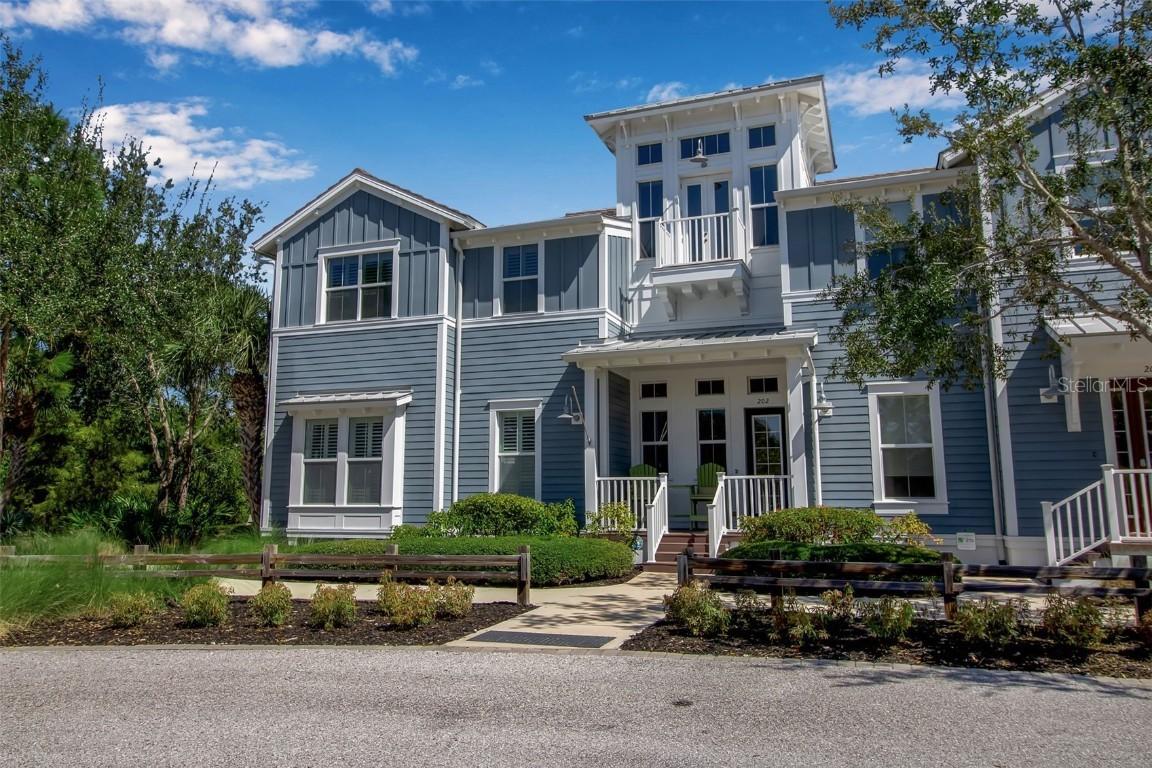 321 Sapphire Lake Dr. #202, Bradenton, FL 34209