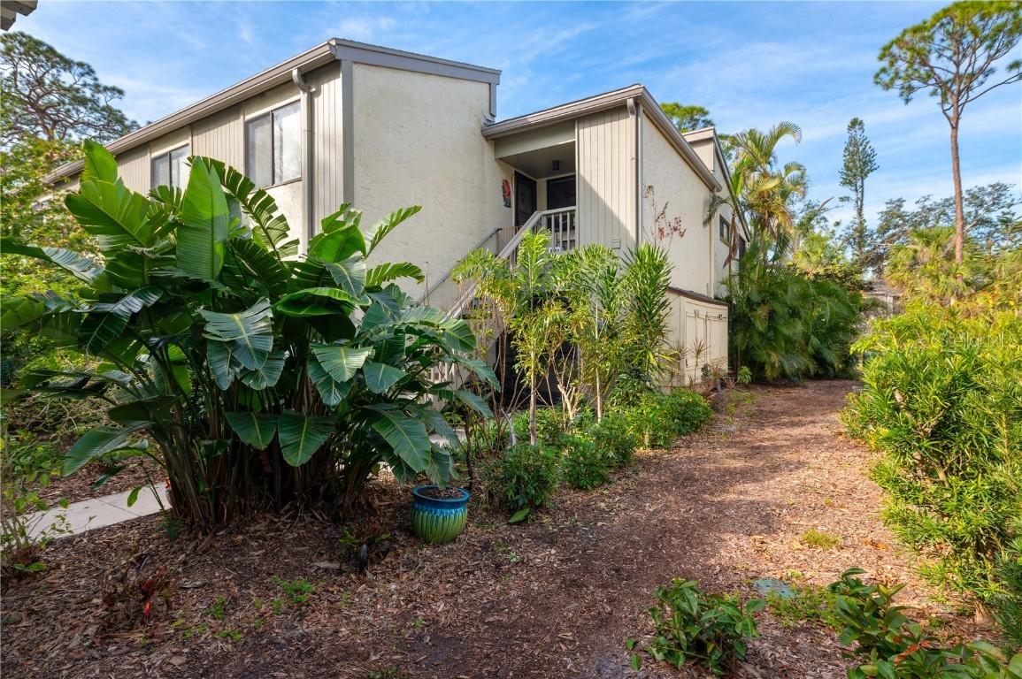 1512 Pelican Cove Rd. #239, Sarasota, FL 34231