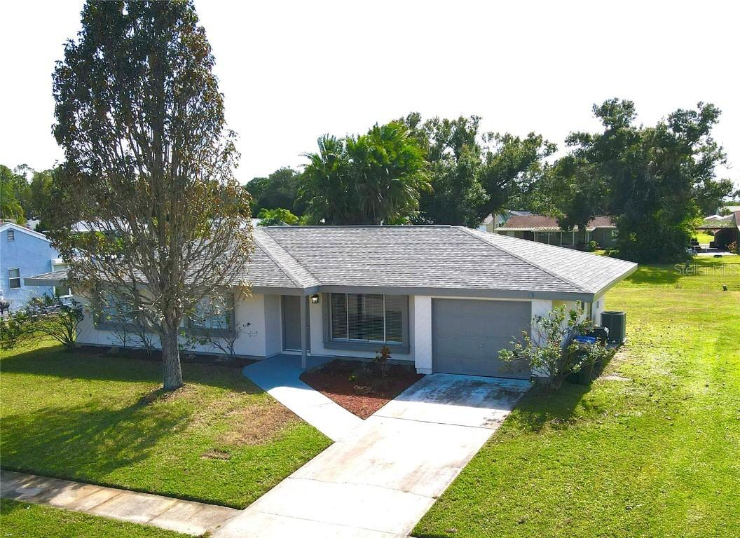 6707 Carovel Ave., North Port, FL 34287