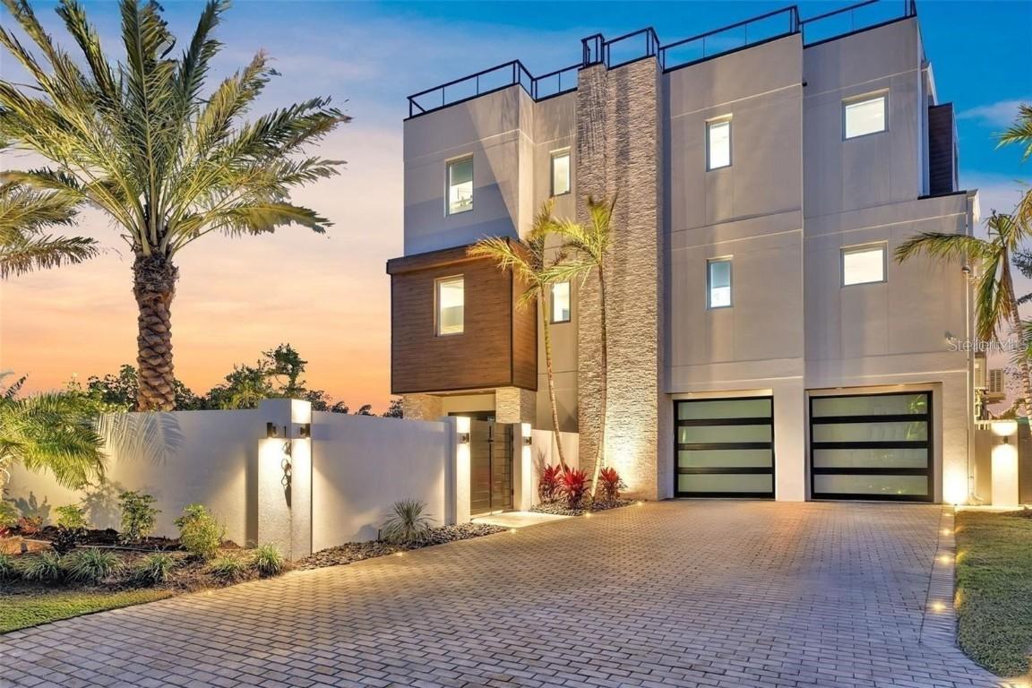 1406 Tangier Way, Sarasota, FL 34239