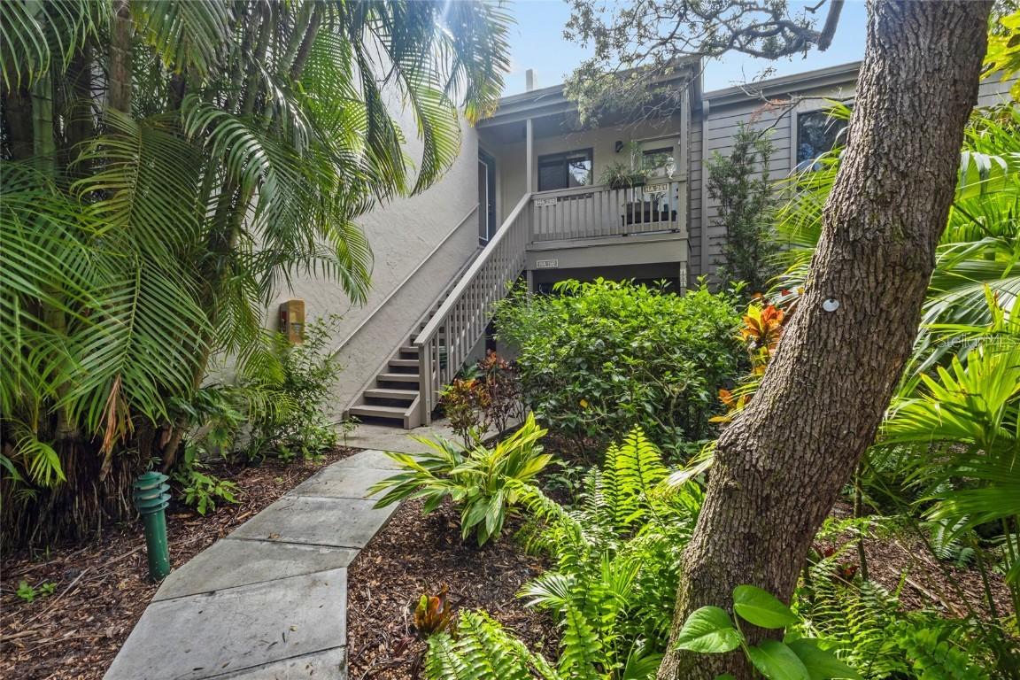 1523 Clower Creek Dr. #150, Sarasota, FL 34231