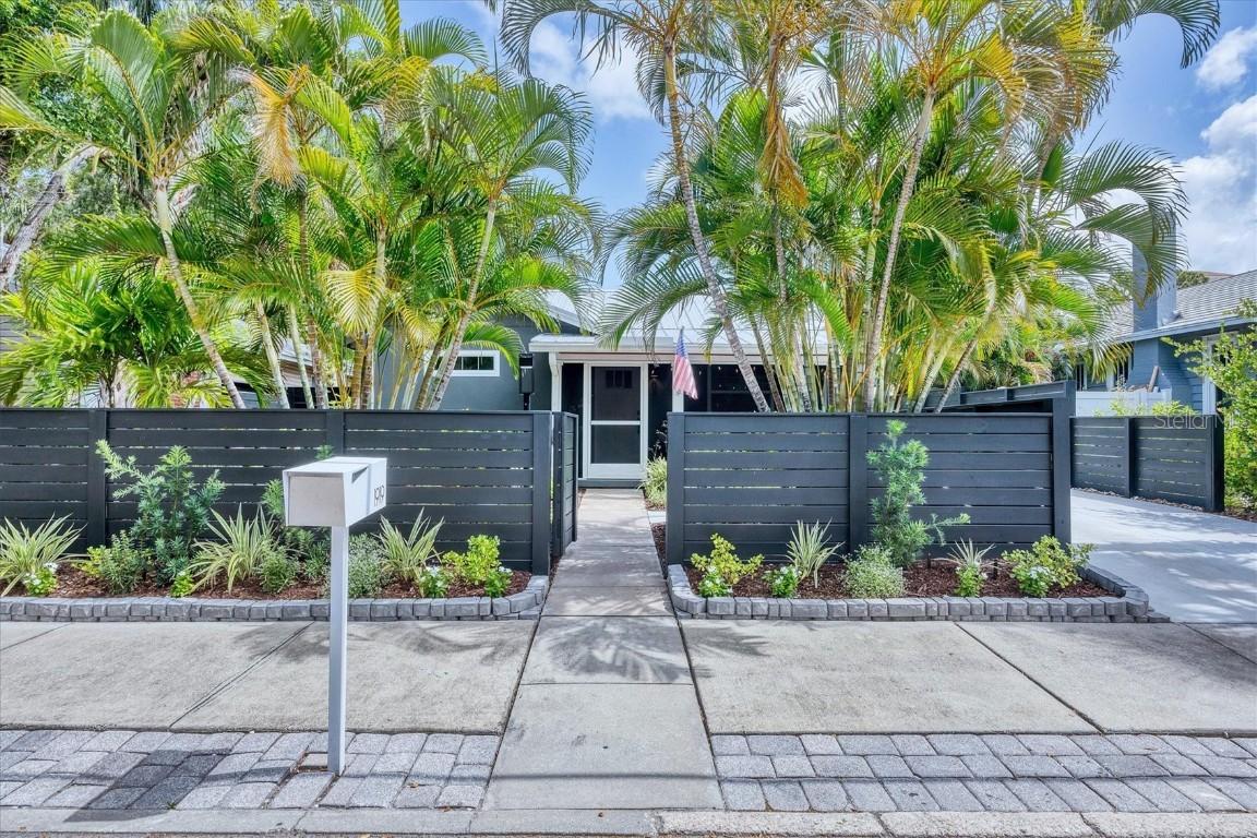 1919 Laurel St., Sarasota, FL 34236