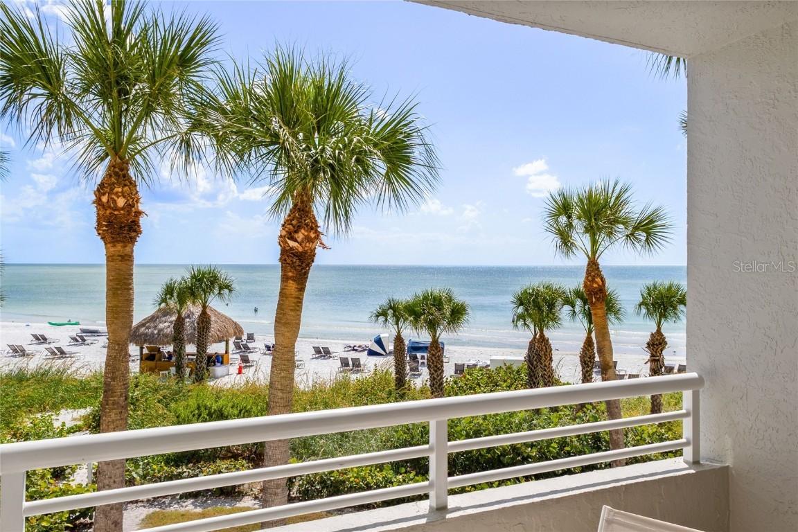 230 Sands Point Rd. #3205, Longboat Key, FL 34228