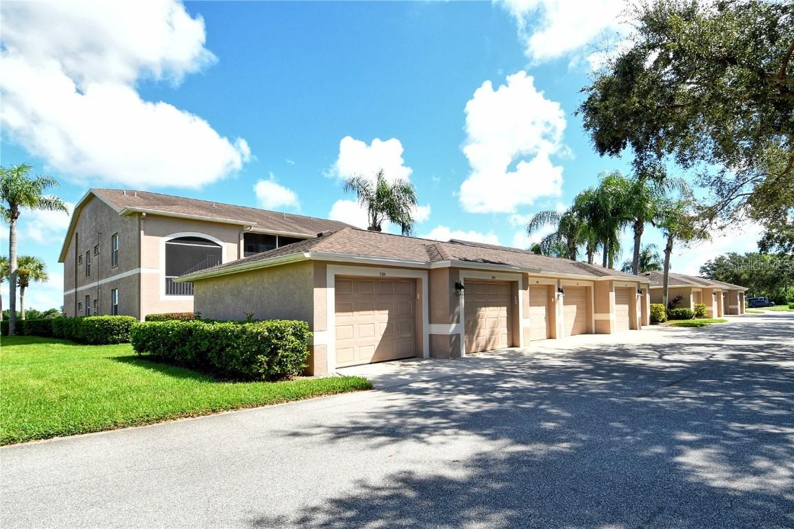 5271 Mahogany Run Ave. #721, Sarasota, FL 34241