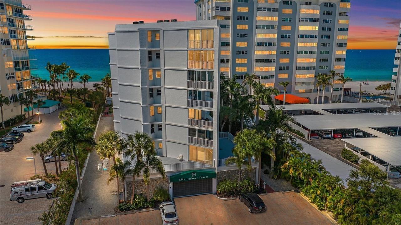 1770 Benjamin Franklin Dr Dr. #704, Sarasota, FL 34236