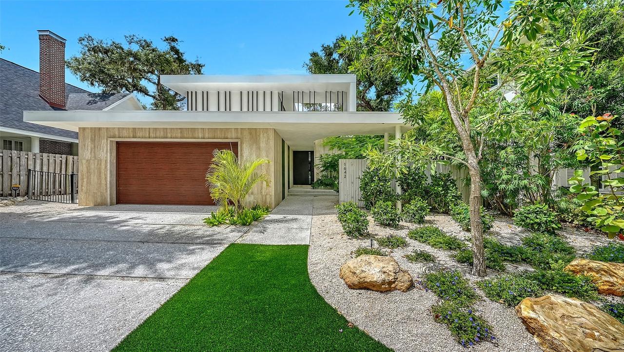 1642 Bahia Vista St., Sarasota, FL 34239
