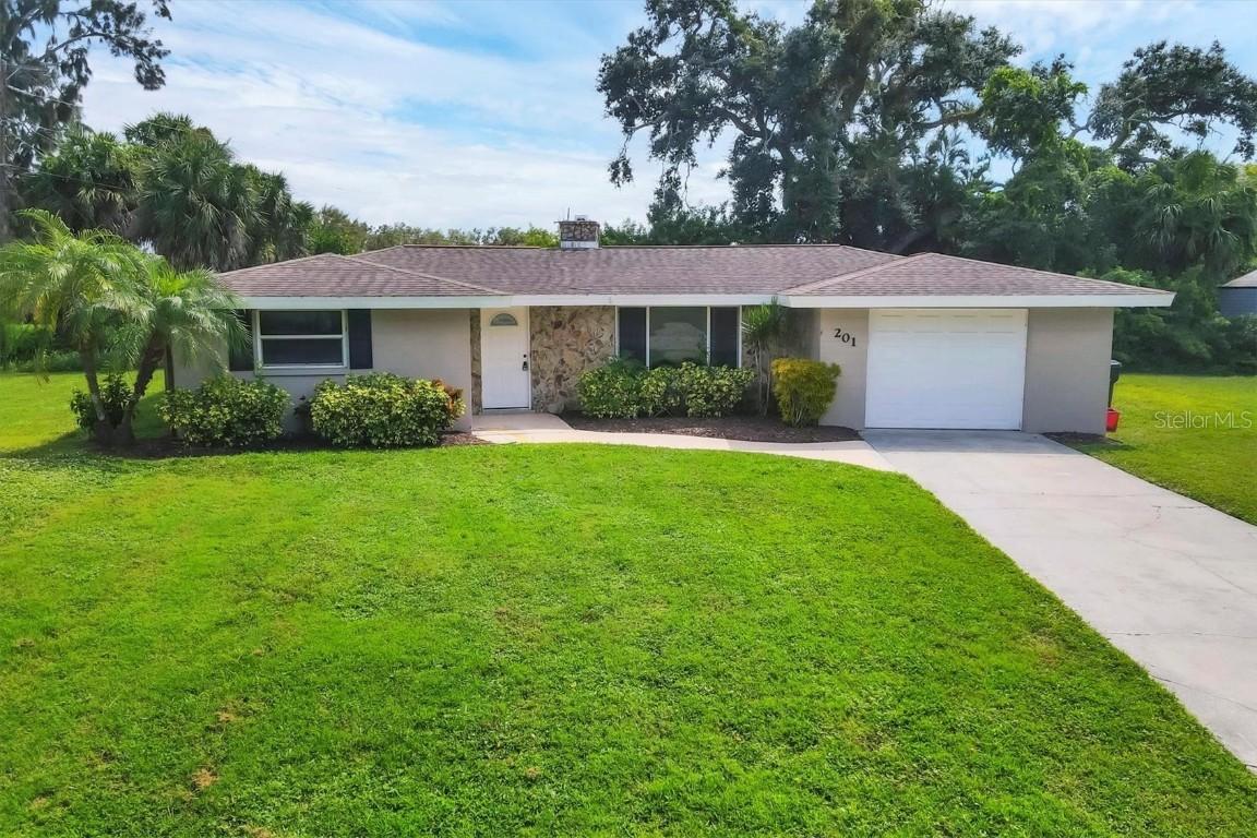 201 Dragon Rd., Venice, FL 34293