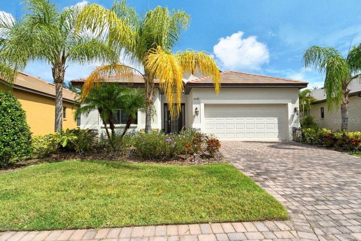8044 Rio Bella Pl., Bradenton, FL 34201