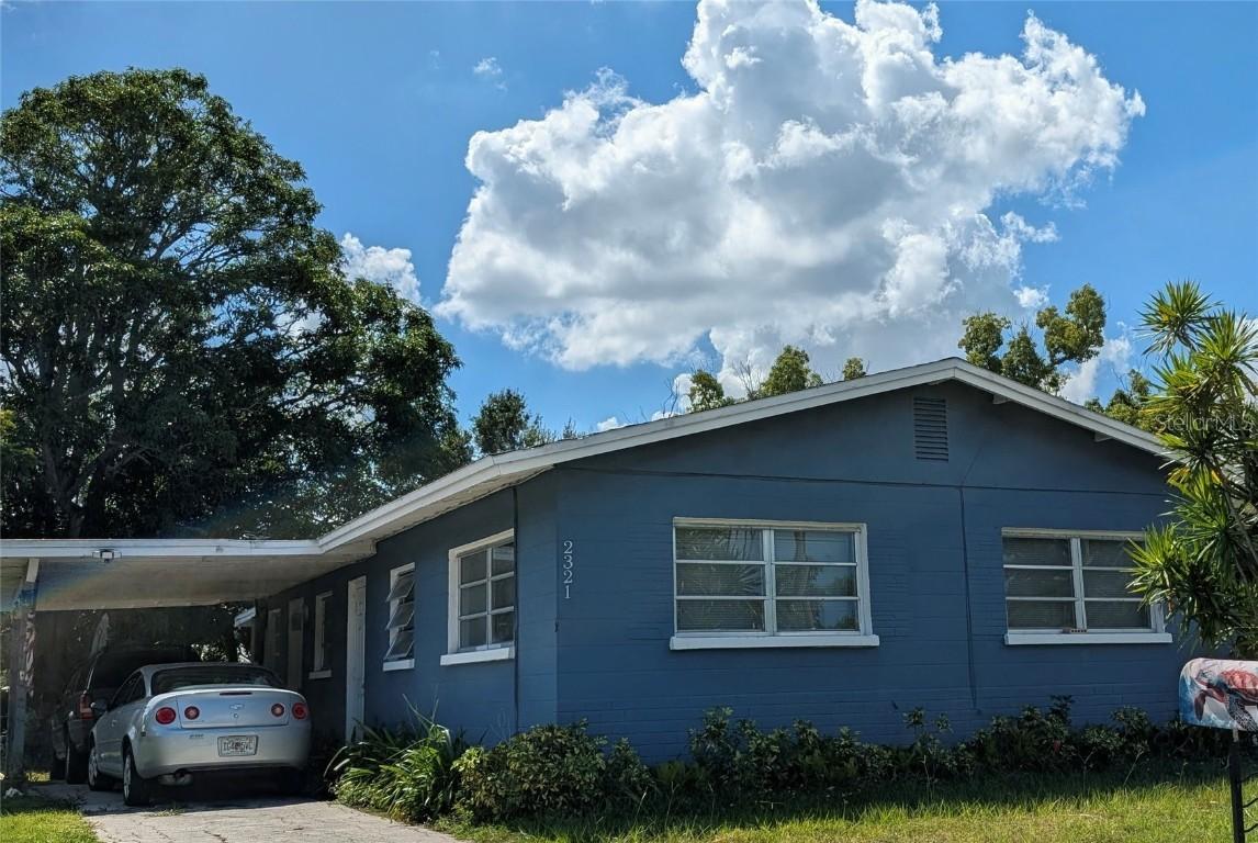 2321 15th Ave., Bradenton, FL 34205