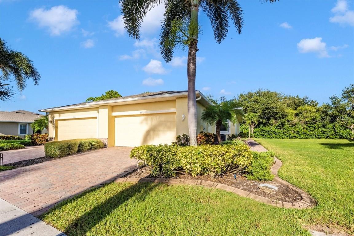 13612 Abercrombie Dr., Englewood, FL 34223