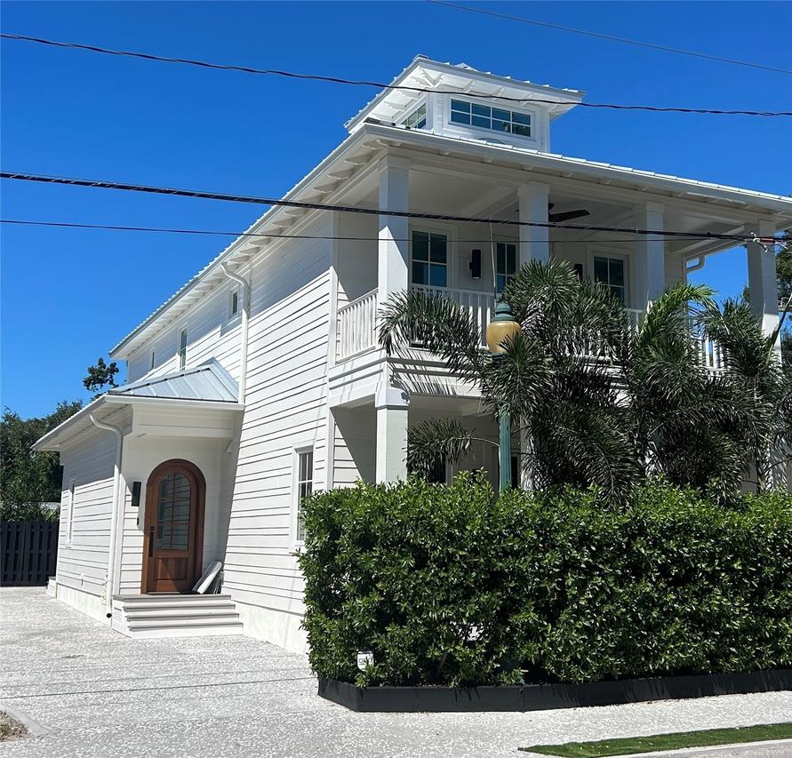 417 N Osprey Ave., Sarasota, FL 34236