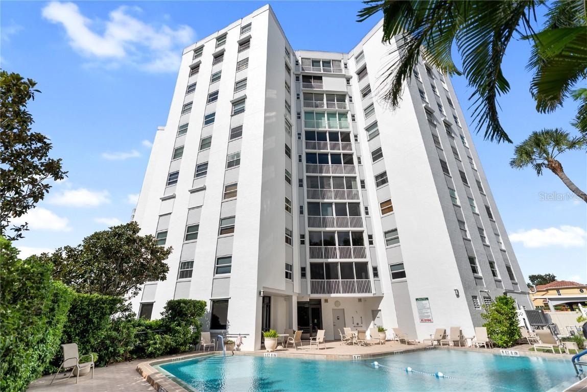 435 S Gulfstream Ave. #403, Sarasota, FL 34236