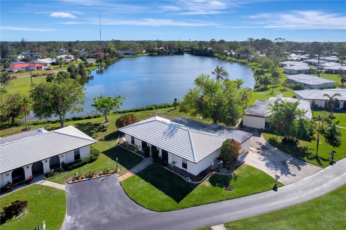 449 Botticelli Dr., Nokomis, FL 34275
