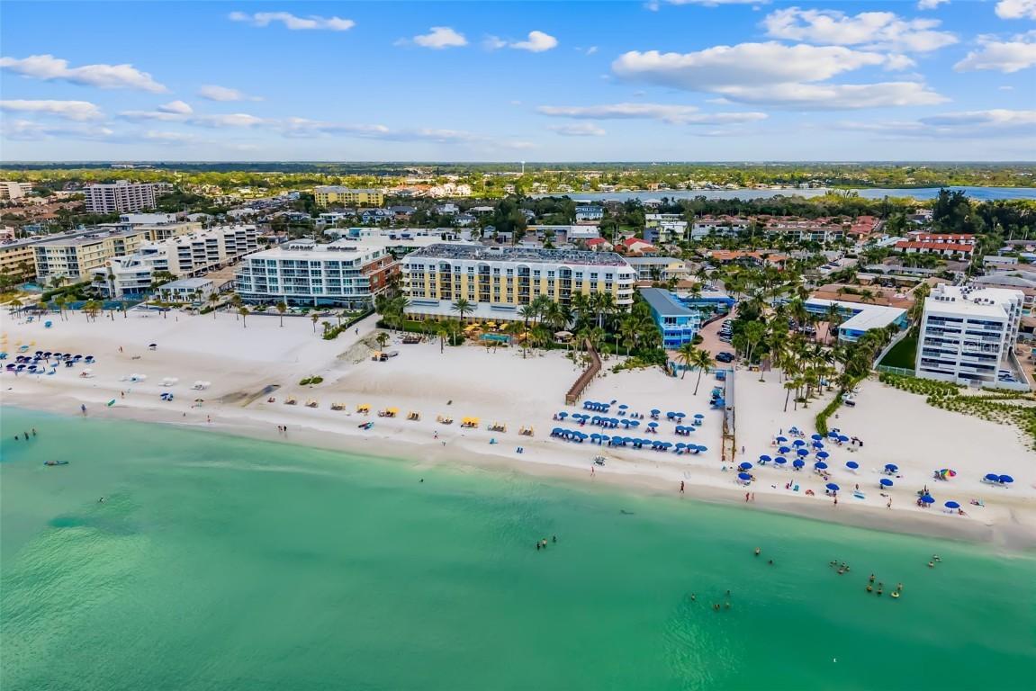 915 Seaside Dr. #407, Sarasota, FL 34242