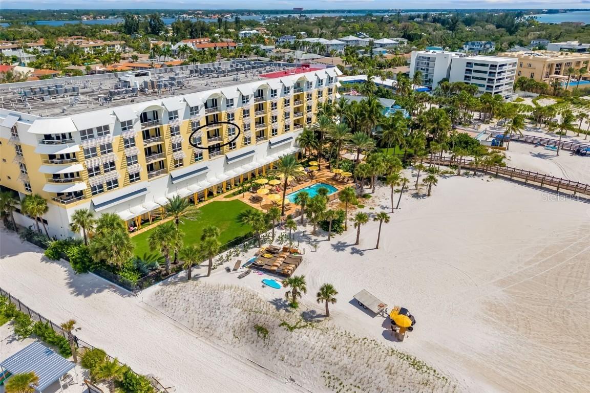 915 Seaside Dr. #407, Sarasota, FL 34242